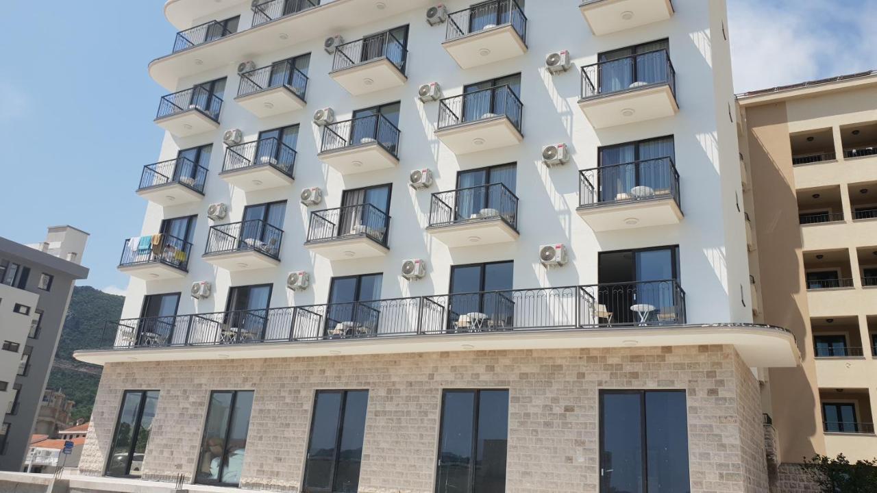 Svarog בית הארחה Bečići